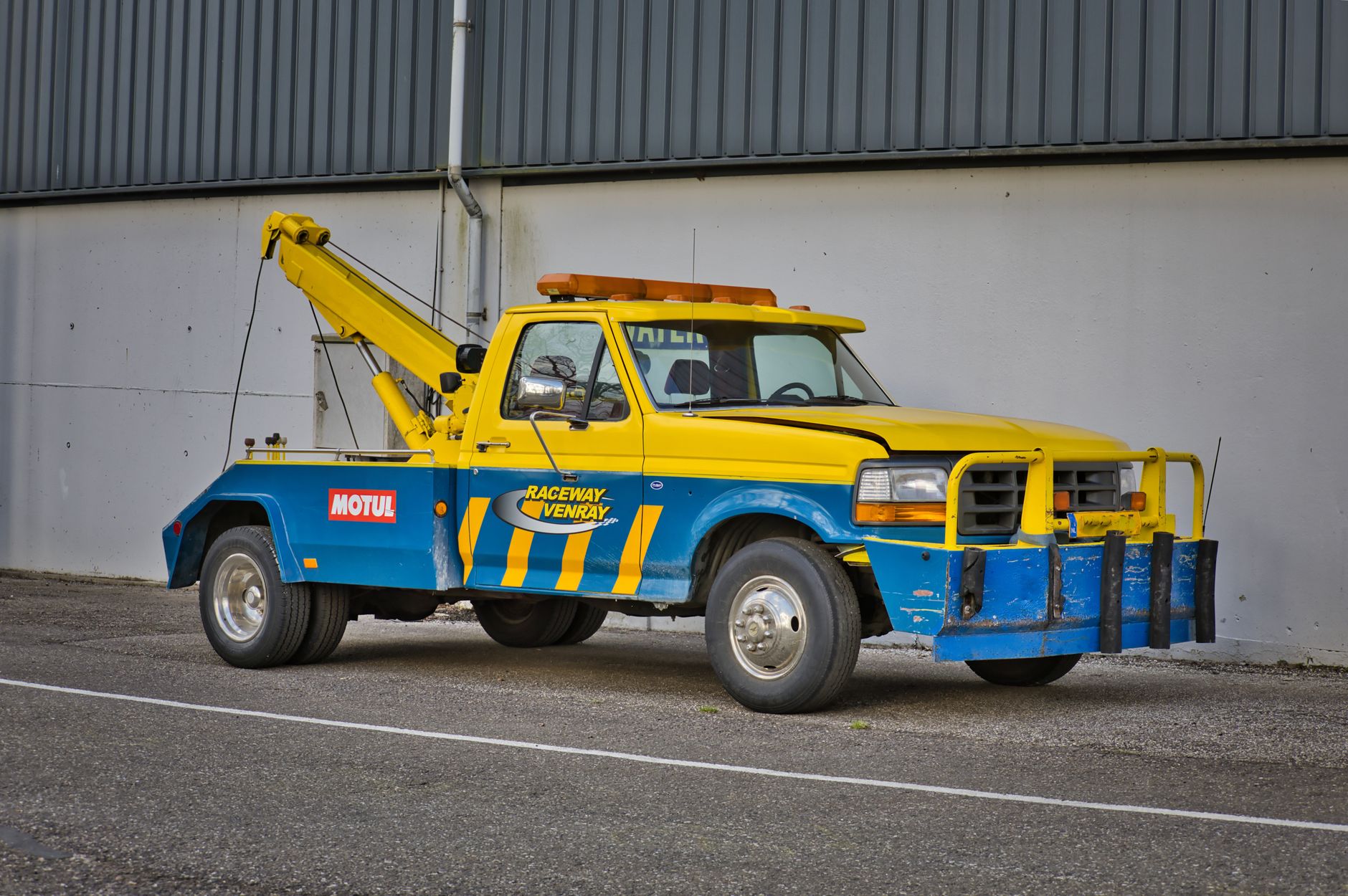 Remorquage voiture équipe à Saint-Malo